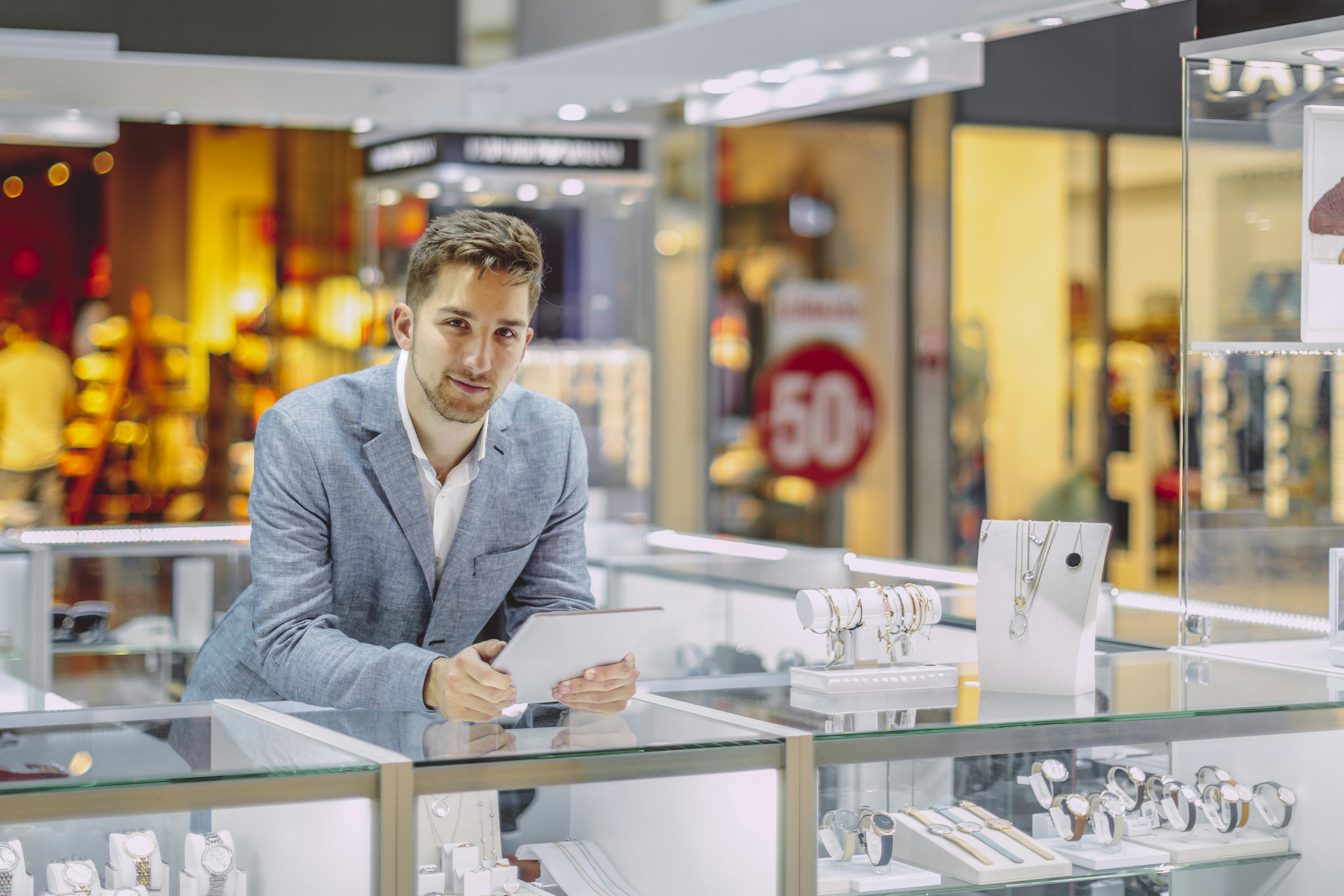 As risks grow and threats become more complex, retailers increasingly seek comprehensive security technologies that provide a complete view of events across the enterprise.