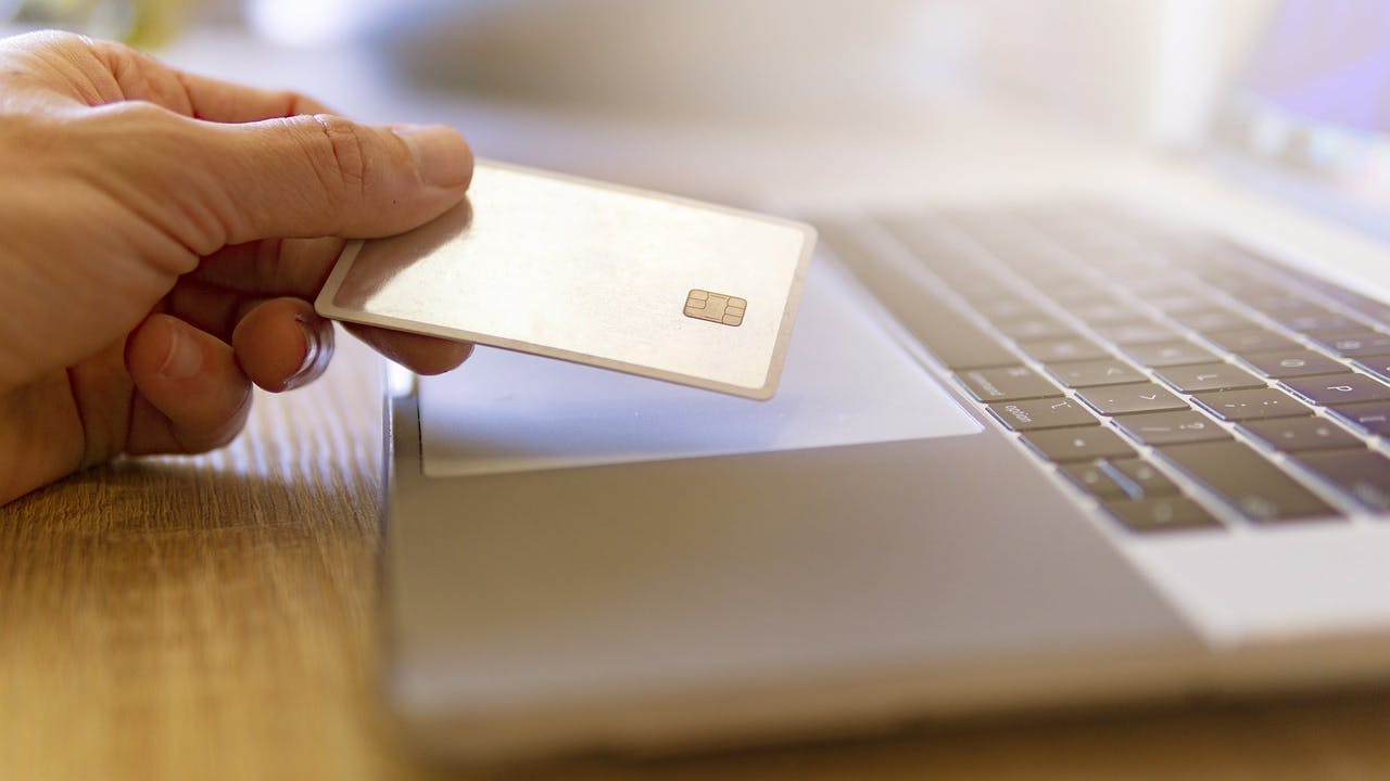 683f6c1fd406f0451804157c Cybermonday5463567 1280