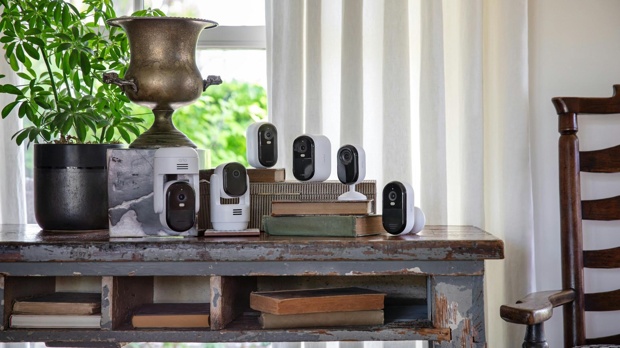 Arlo Unveils new Pan-Tilt Cameras and Updates Essential, Pro, Ultra Series