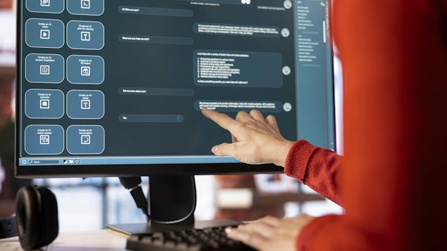 68ffd1a2f27bec92aca65c7e Womanusesaichatbotsystemcomputerguideherthroughtas