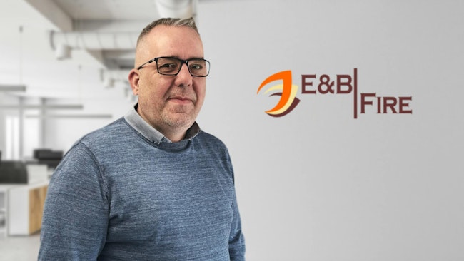 690ce9973d11f54517b3a5be Thumbnail Eandb Simon Parr