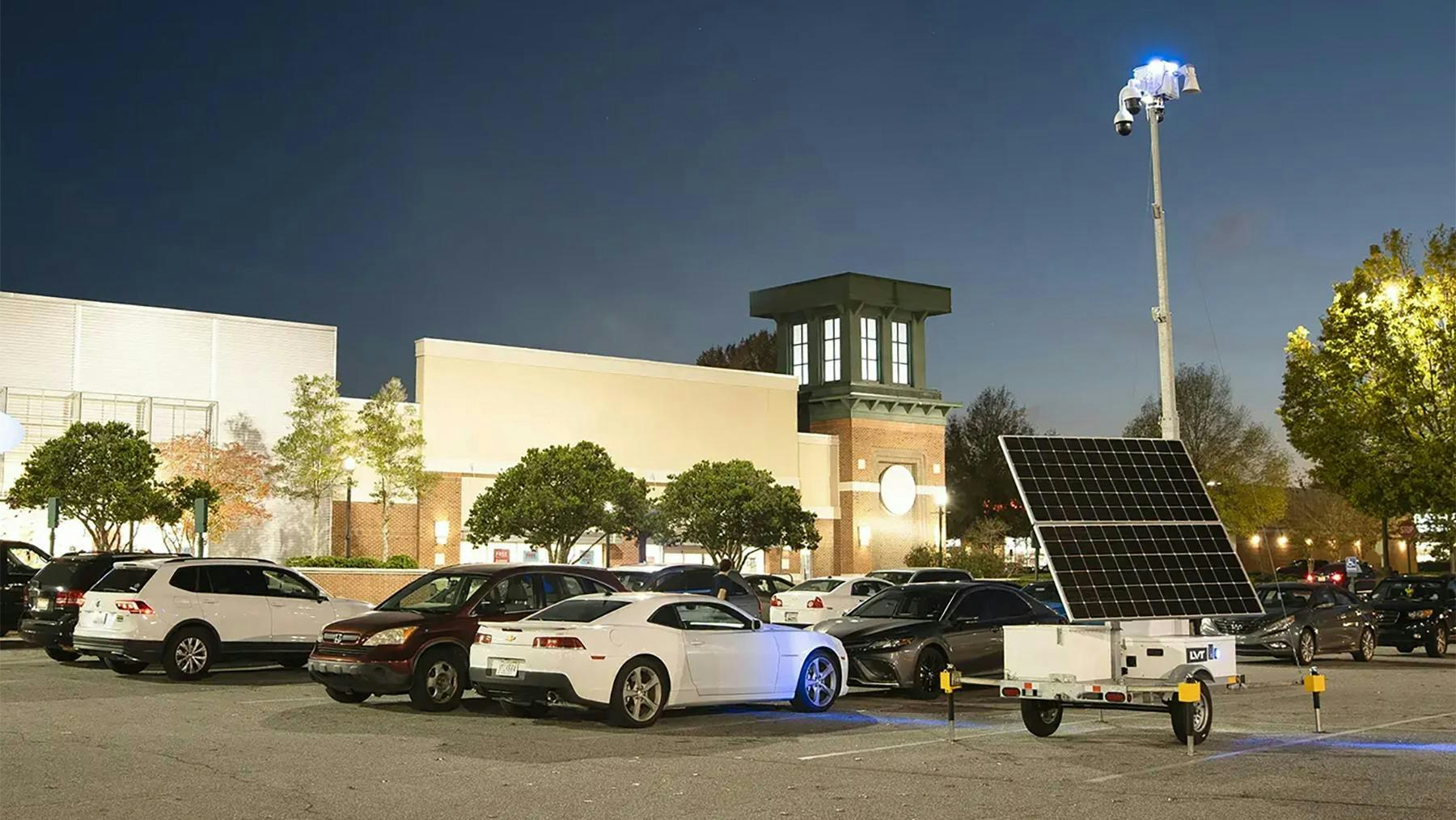 In addition to security monitoring, mobile surveillance trailers can provide other data analytics, such as parking lot queues and people counting.