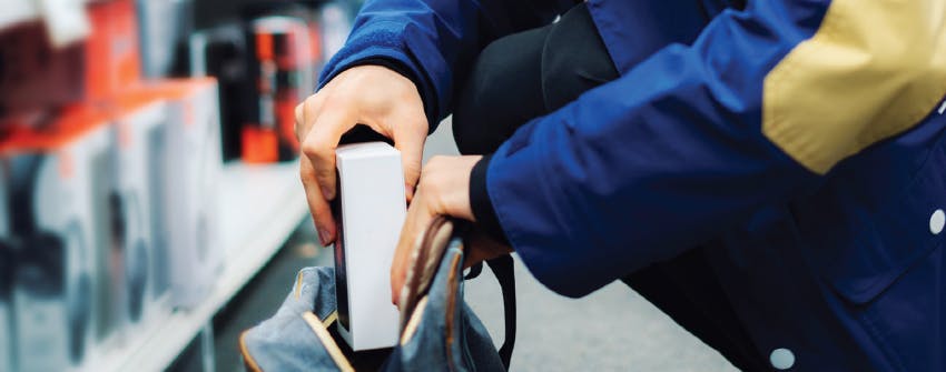 The National Retail Federation is urging Congress to pass federal legislation addressing organized retail crime.