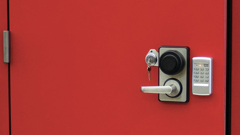 6998ba8926e02672f1e74bf4 Rf Stc Red Door Lkm10k