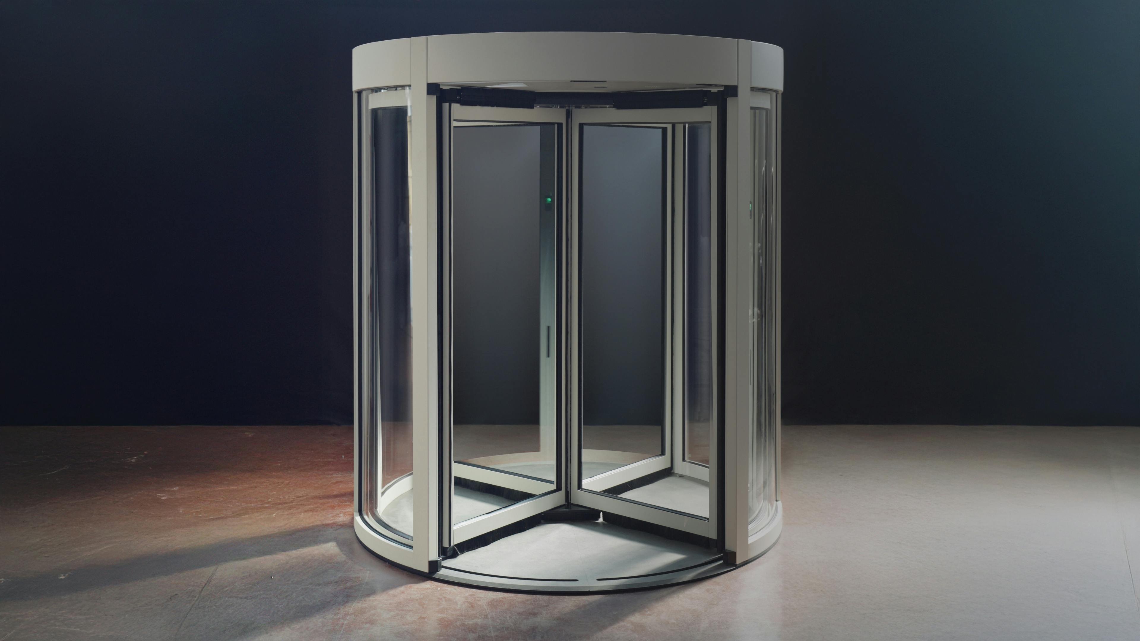 The RevLock R20-4S four-wing all-glass security revolving door from Automatic Systems is designed to combine transparency, high security and reliable throughput while integrating into modern architectural spaces.